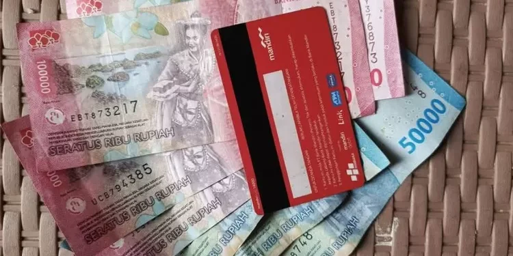 Cek NIK e-KTP Anda! 10 Bansos Siap Cair Juni 2025, Termasuk PKH, BPNT, dan PIP