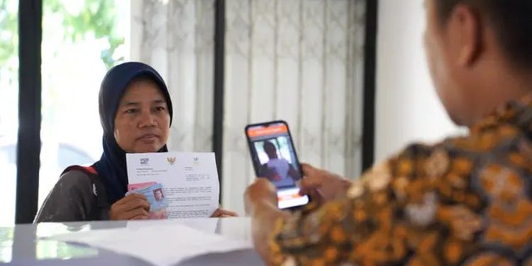PKH Tahap 2 Tahun 2025 Cair! Cek NIK KTP Penerima Bansos dan Jadwal Pencairannya di Sini