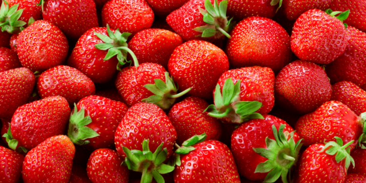 Manfaat Strawberry untuk Kesehatan dan Kecantikan Tubuh